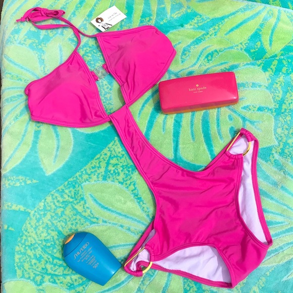 Love me Chic Cut out One piece Swimsuit - Picture 5 of 8